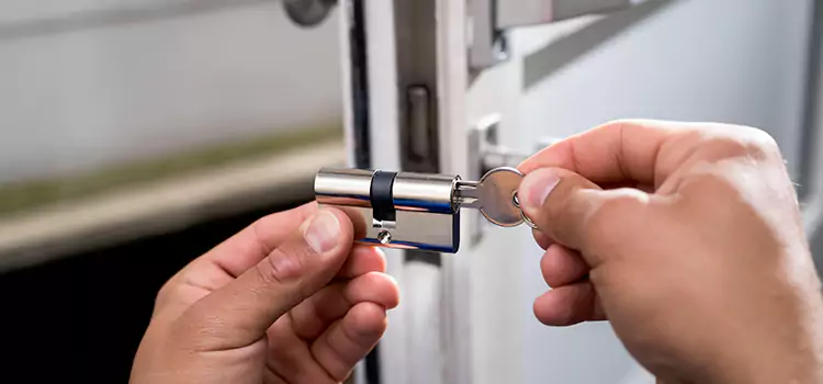 Emergency Locksmith for House Hutchinson
