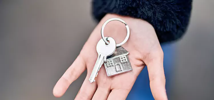Trusted Broken Key Extraction Hutchinson